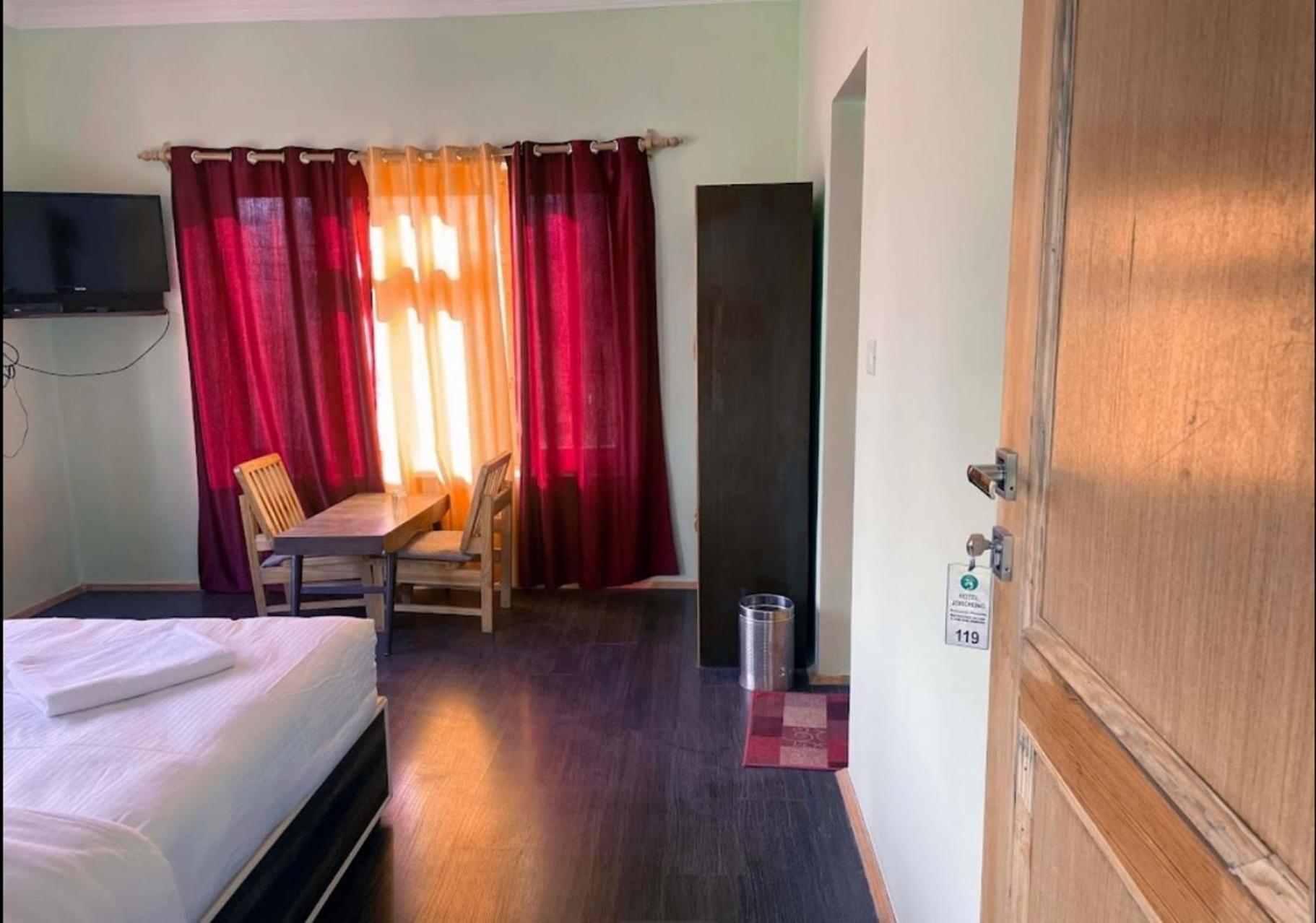 Tih Hotel Jorchung Leh Exterior photo